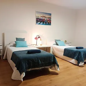 By Cathedral Hostal Barcelona